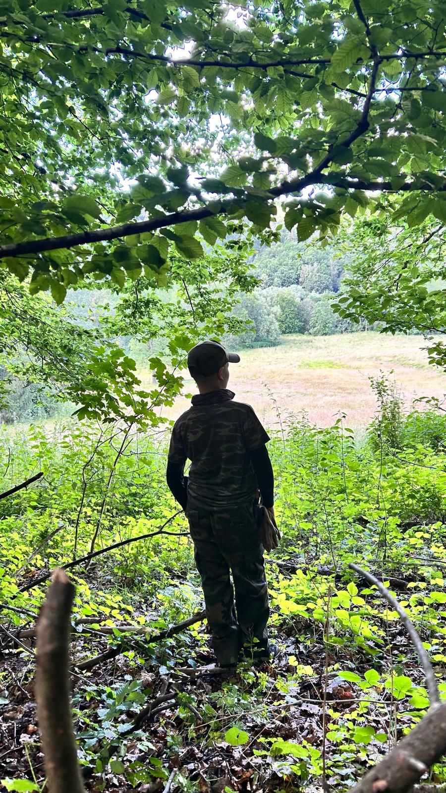 Outdoor Ferienprogramm für Kinder | 4 Stunden Praxis im Wald